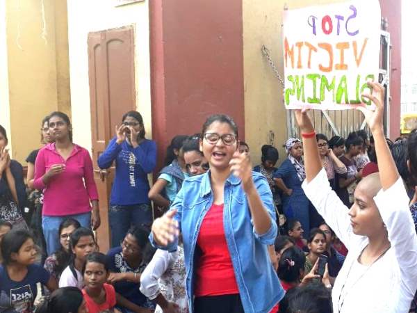 BHU Girl Students Protest on Road from where PM Modi have to pass in Varanasi
