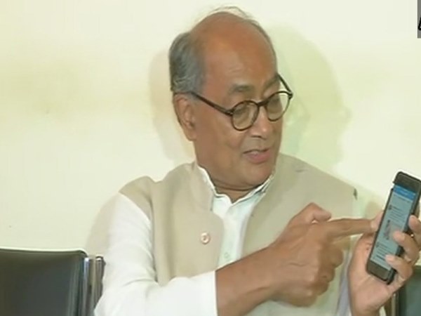 पीएम पर ट्वीट दिग्विजय की फजीहत, कहा- भाजपा मुझे संस्कार ना सिखाए पीएम पर ट्वीट दिग्विजय की फजीहत, कहा- भाजपा मुझे संस्कार ना सिखाए