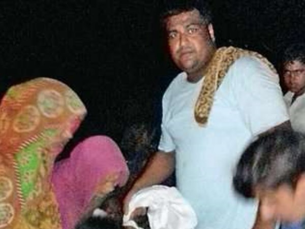 On Eid This Family do Positive Work