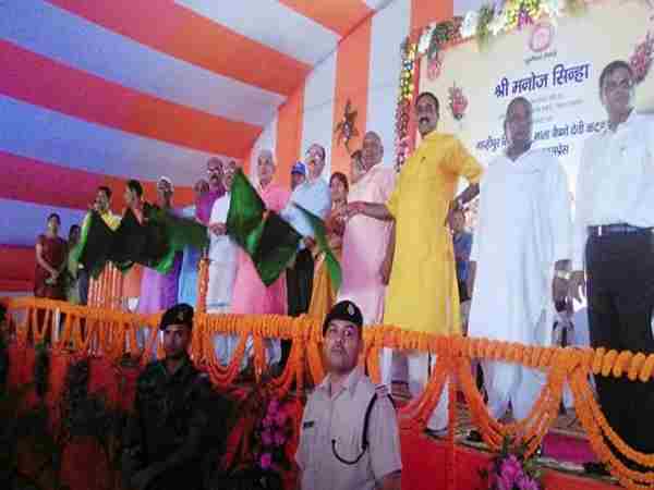 नवरात्रि से पहले रेलवे का तोहफा, वैष्णो देवी के लिए नई ट्रेन सेवा शुरू