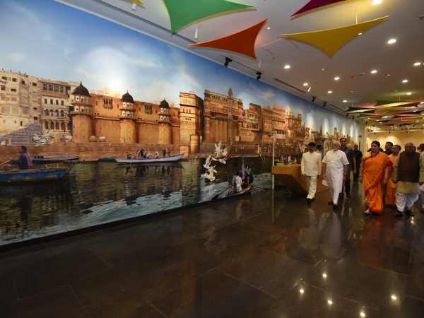 Trade facility center of Varanasi inaugurated by PM Narendra Modi