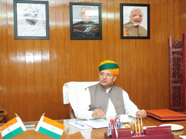 मोदी सरकार की नई कैबिनेट LIVE: राज्यवर्धन सिंह राठौड़ ने संभाला कार्यभार मोदी सरकार की नई कैबिनेट LIVE: राज्यवर्धन सिंह राठौड़ ने संभाला कार्यभार