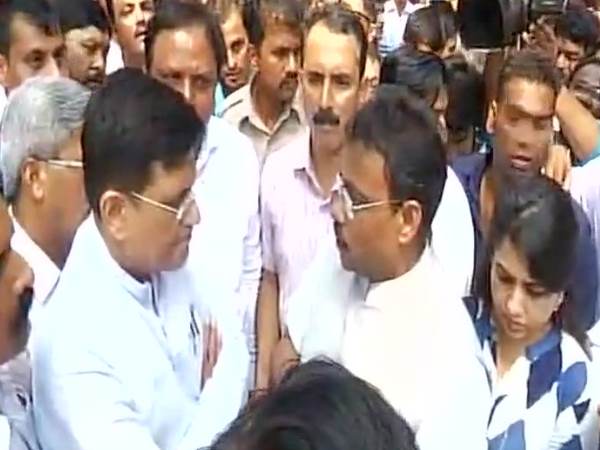 #MumbaiStampede: KEM अस्पताल में घायलों को खून की कमी