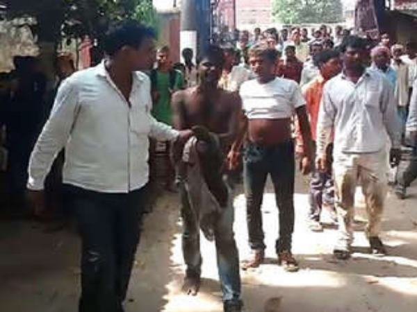 Public beat young man for propose a girl