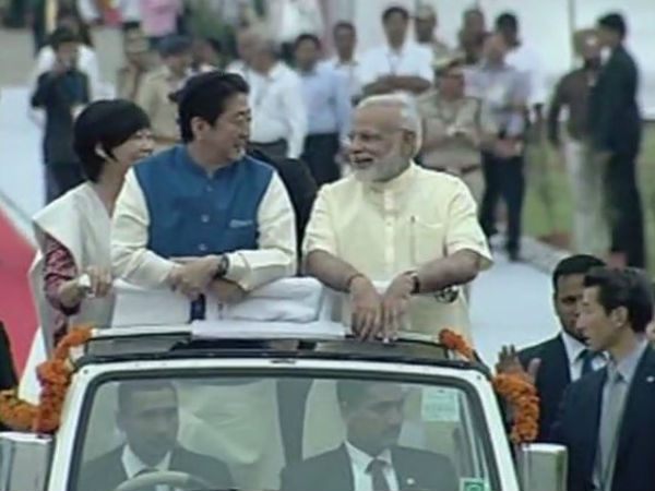 Live: साबरमती आश्रम के बाद सीदी सैयद मस्जिद पहुंचे पीएम मोदी और शिंजो आबे