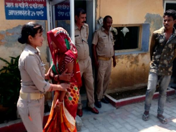  Wife extramarital affair caught