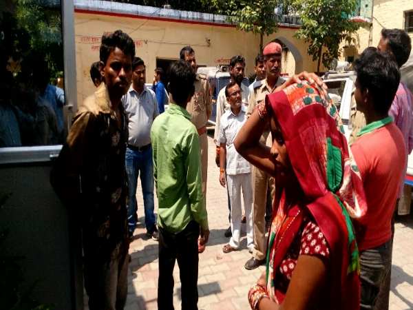  Wife extramarital affair caught