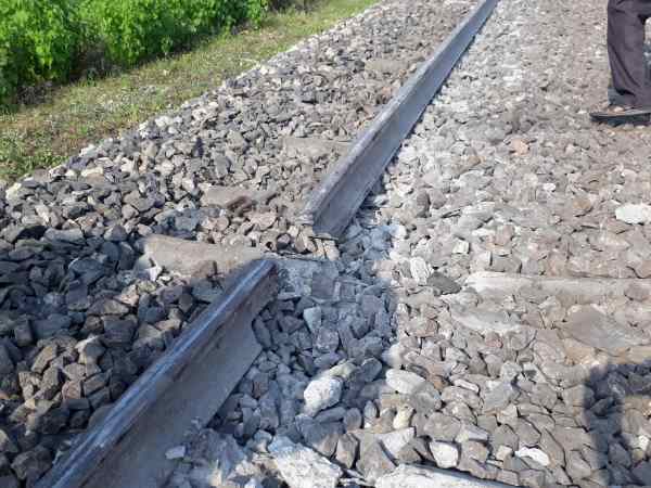 Pics of Sonbhadra Shantipunj Express Train Accident