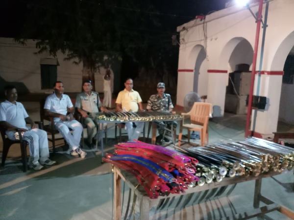 custom recover illigal Swords at Indo-Nepal Border 