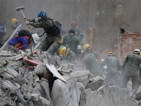 मैक्सिको के तट पर 5.8 की तीव्रता का भूकंप, किसी के हताहत के खबर नहीं मैक्सिको के तट पर 5.8 की तीव्रता का भूकंप, किसी के हताहत के खबर नहीं