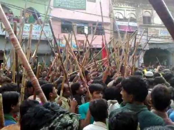 हादसे के बाद शुरू हुआ विरोध