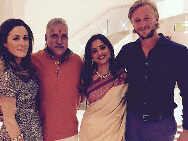 शादी की आई खबरें शादी की आई खबरें