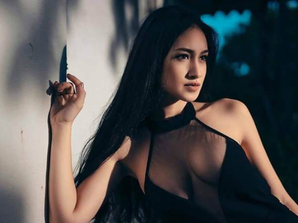 रविवार को वापस लिया ताज