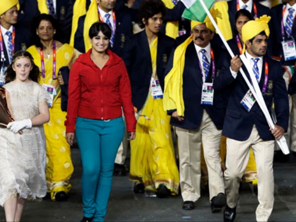 लंदन ओलंपिक्स में दिखी अंजान लड़की