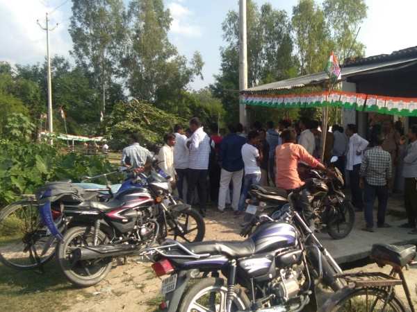 केएल शर्मा पर बेइज्जत करने का आरोप