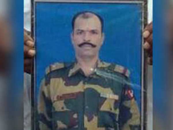 गांववालों की आंखों से आंसू छलके