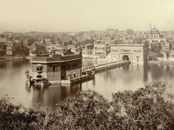 रामदास जी ने ही रखी थी स्वर्ण मंदिर की नींव