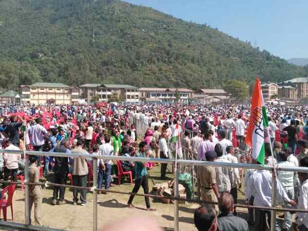 जल्दीबाजी में रहते हैं मोदी, GST ने मार दिया