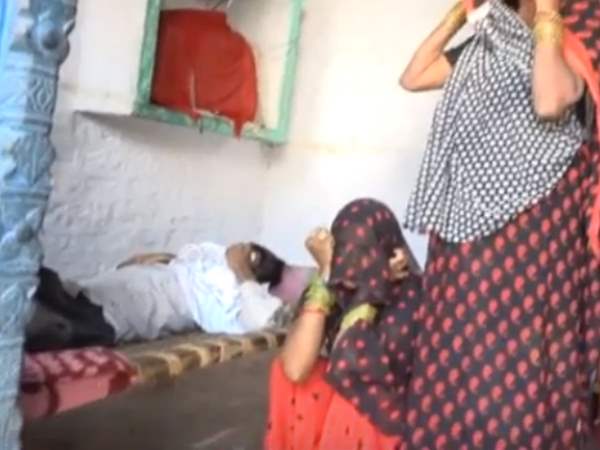 क्या करवा चौथ बचा पाएगा पति?