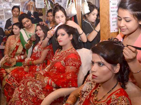 पहले करवा चौथ का क्रेज पहले करवा चौथ का क्रेज