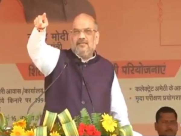 15 मिनट तक नारेबाजी करती रहीं आंगनबाड़ी