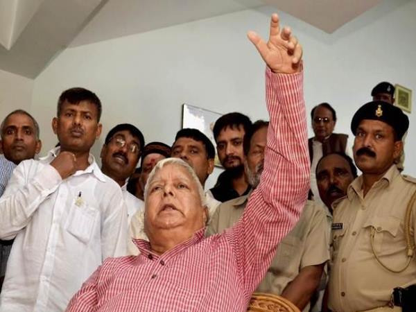 पटना यूनिवर्सिटी ने किया है मंच तैयार