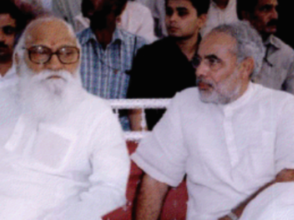 जयप्रकाश नारायण की जान नाना ने बचाई जयप्रकाश नारायण की जान नाना ने बचाई