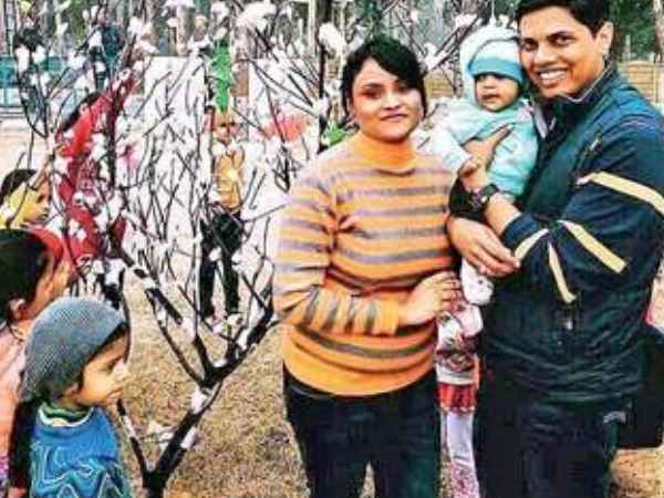 पत्नी ने रोकर बताया है गितना गर्व