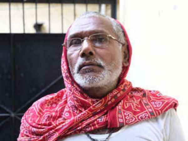 घर में नर्स ने कराया पूजा पाठ