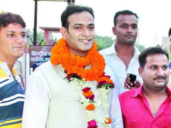 कौन है डॉन अखिलेश सिंह