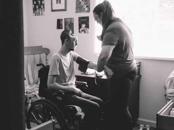 ब्रायना ने भी लड़ी साथ में लड़ाई