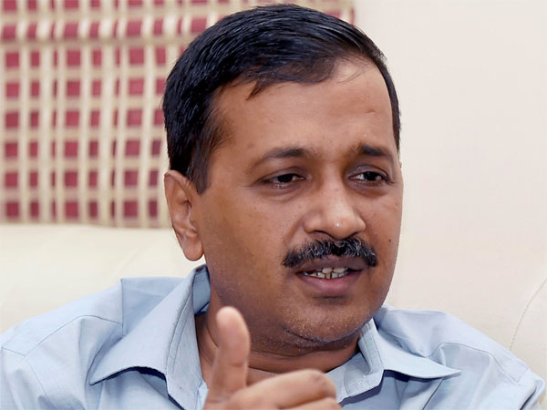 गुजरात चुनाव लड़ना AAP की मजबूरी