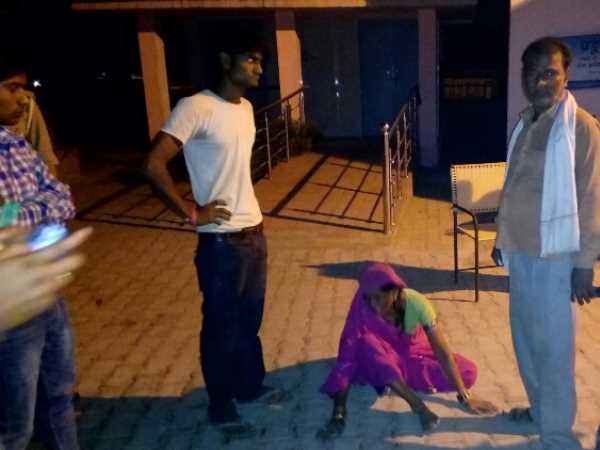 बुखार की दवा लेने घर से निकला