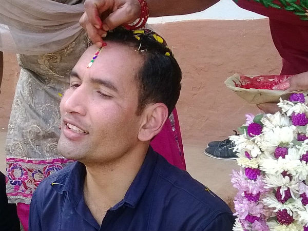 बना रहे यह बंधन हमेशा खूब