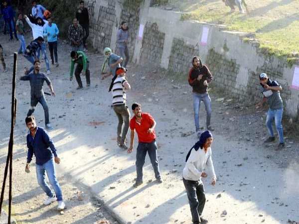 पहले होने वाले घायल का रहता है इंतजार