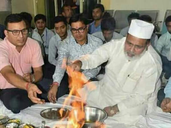 हाजी इकबाल ने कहा