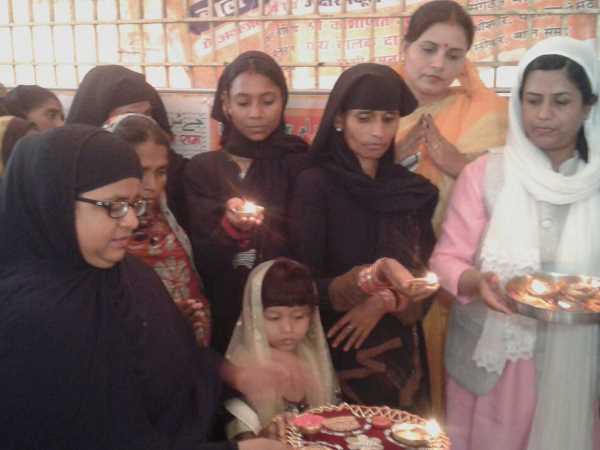 हाजी इकबाल से भी खफा उलेमा