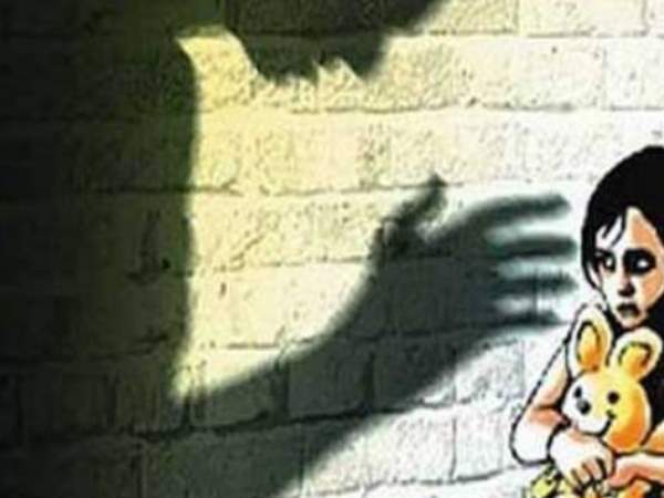 सदमे में बच्ची का परिवार