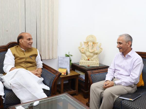 कौन है दिनेश्वर शर्मा 