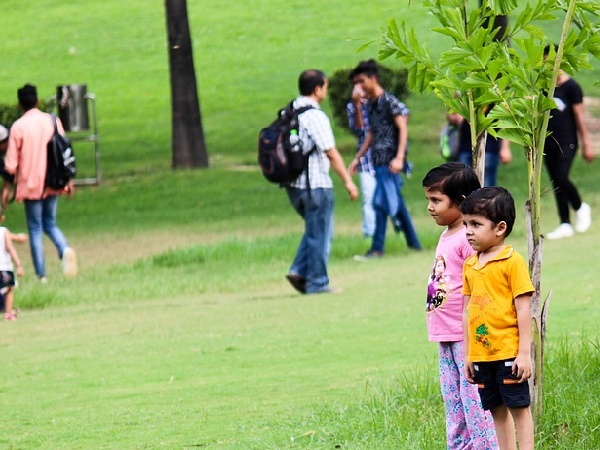 अलग-अलग जगह किया शूट