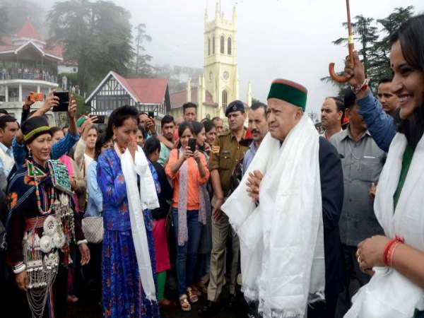 वीरभद्र विरोधी कैंप को साधने की चुनौती वीरभद्र विरोधी कैंप को साधने की चुनौती