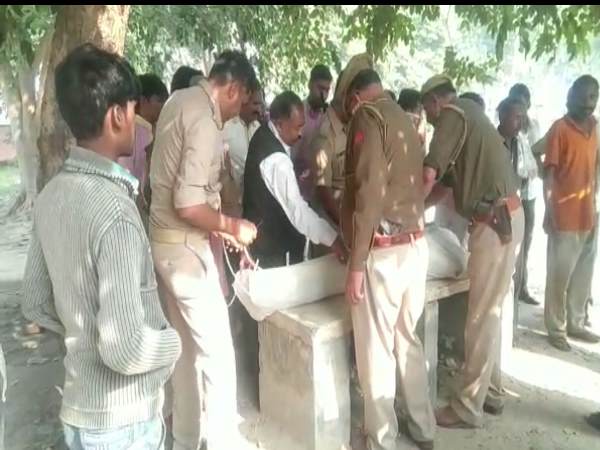 दवा लेकर रात में पहुंचा था