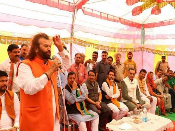 प्रचार में उतरे मशहूर गायक हंसराज हंस