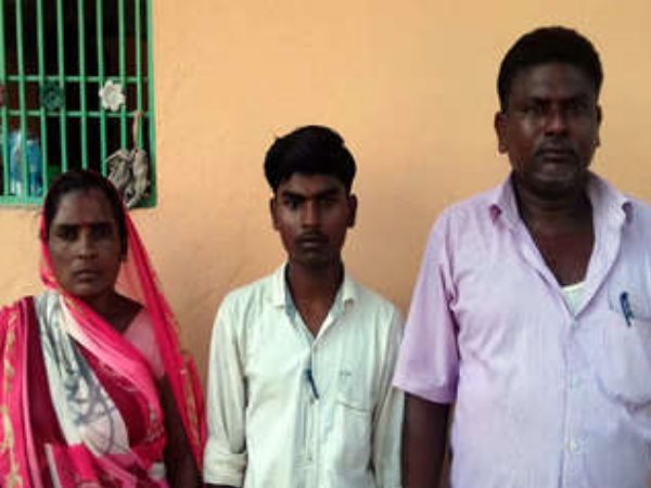 पूरा परिवार है परेशान