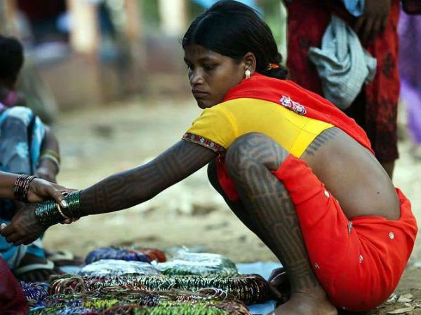 राजा से बचने के लिए गोदना 