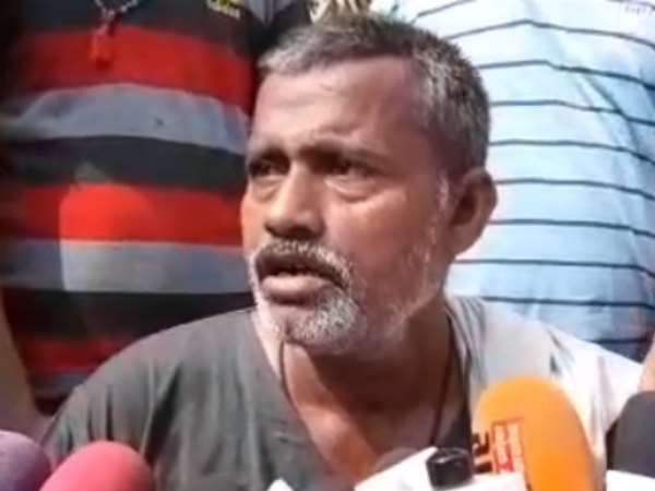 परिजनों को दिए ढाई लाख रुपए