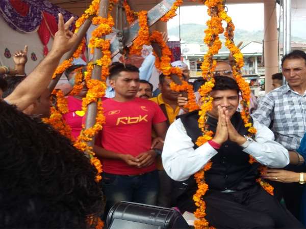 सऊदी से आए अरबपति प्रकाश राणा