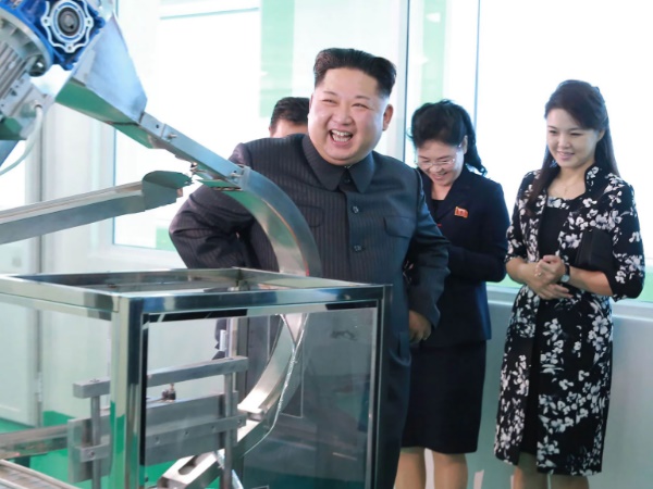 सिंगापुर से संबंध बेहतर