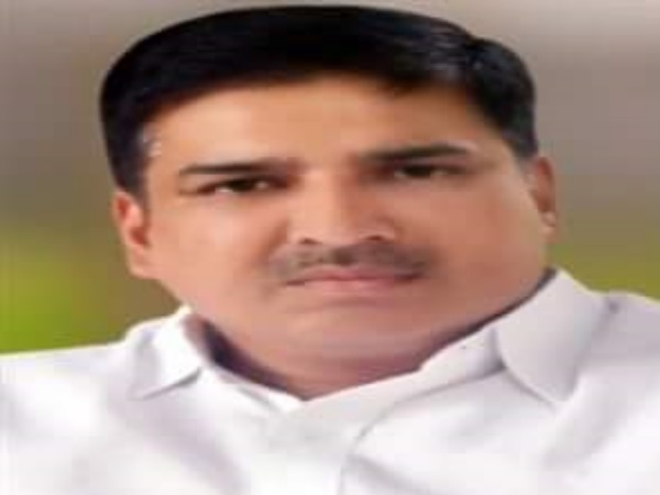Political fight among BJP leaders in Amethi