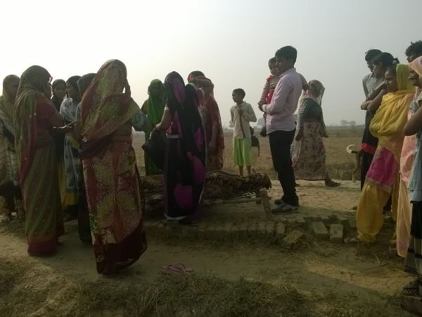 Pregnant woman delivered child on road, UP Health Department Congratulations Pregnant woman delivered child on road, UP Health Department Congratulations
